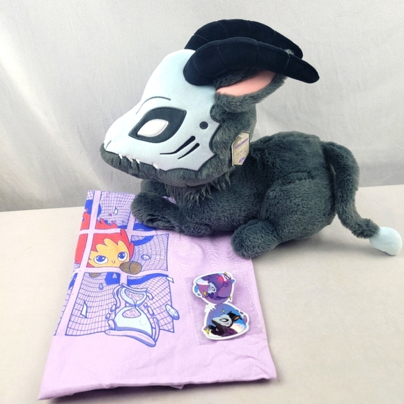 NWT RARE Makeship Timewarp Robin Spirit 2.0 jumbo plushie only 424 made - Picture 1 of 8